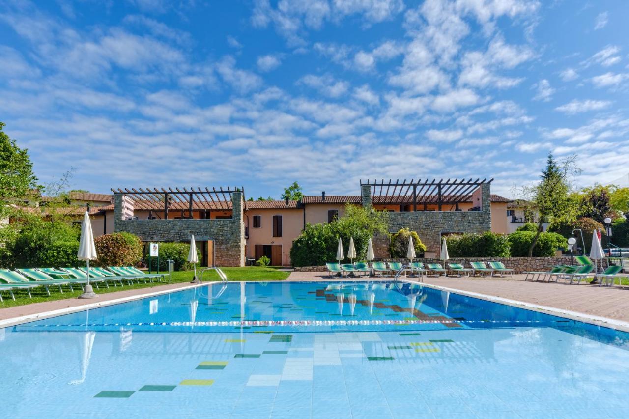 الشقق الفندقية بسكييرا ديل غاردافي  Golf Residenza المظهر الخارجي الصورة