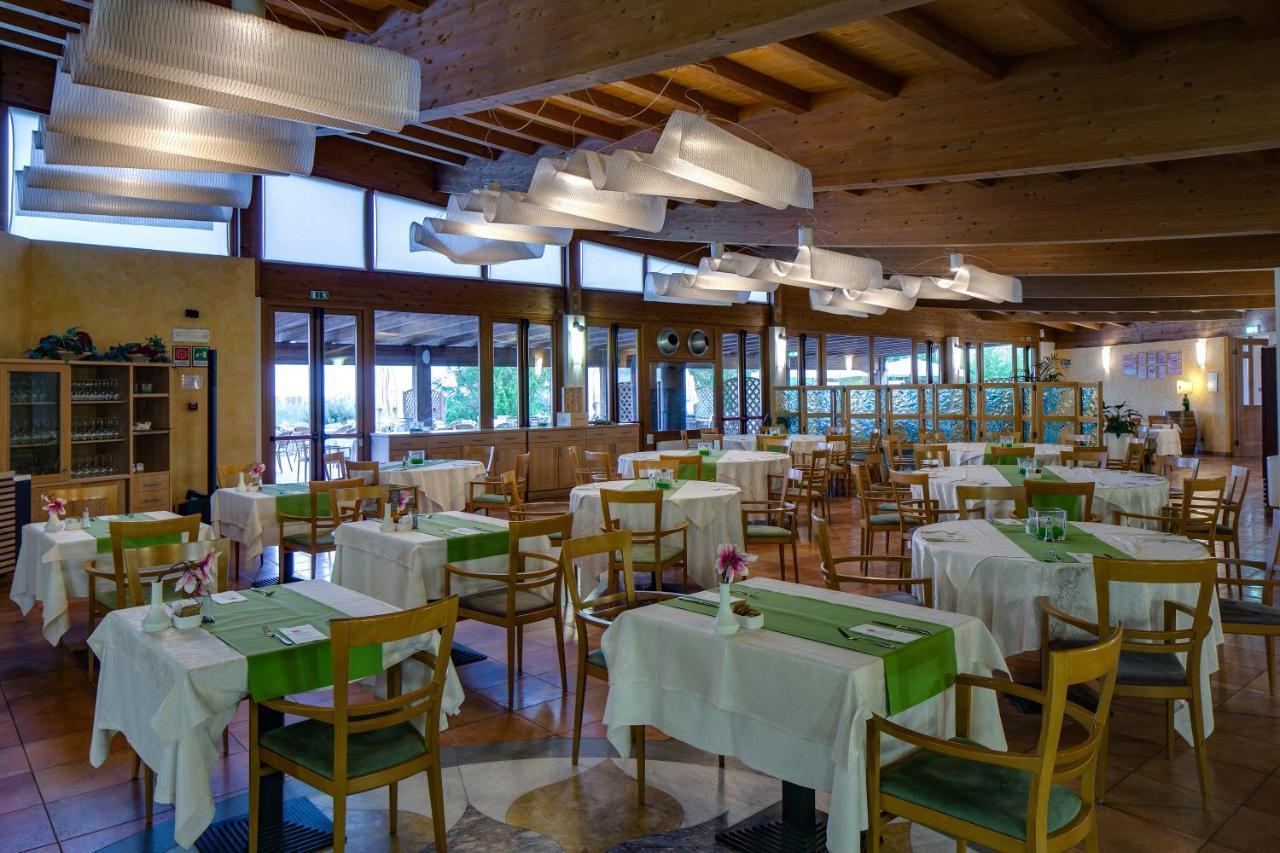 الشقق الفندقية بسكييرا ديل غاردافي  Golf Residenza المظهر الخارجي الصورة